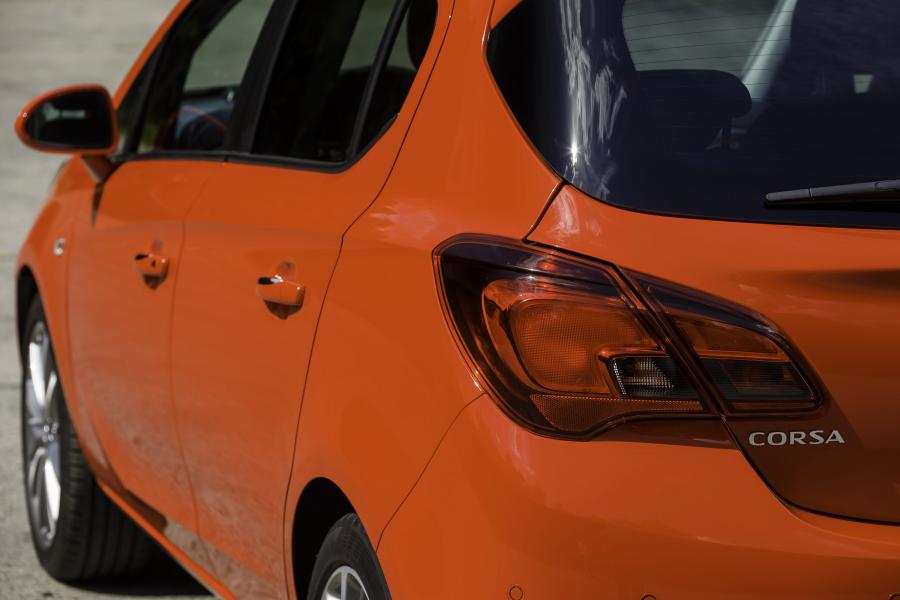  Vauxhall Corsa 2015 года  (фото 16 из 20)